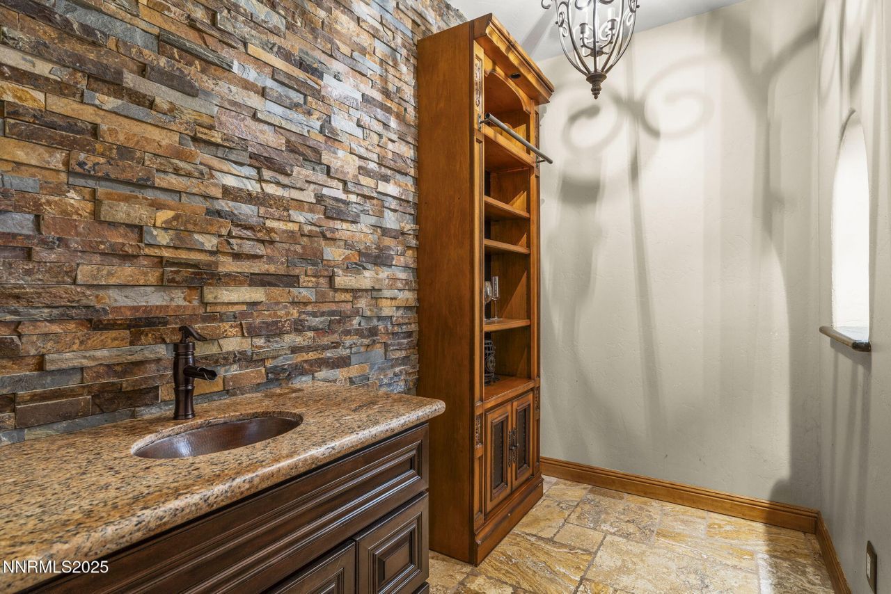 55 Hidden Lake Drive, Reno, NV 89521 Photo