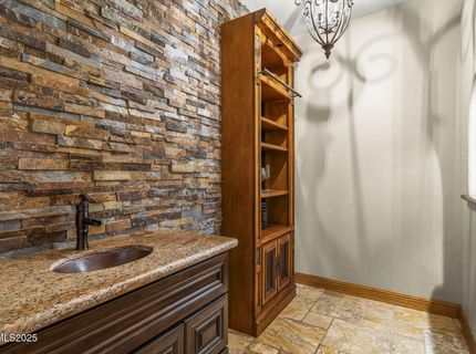 55 Hidden Lake Drive, Reno, NV 89521 Photo