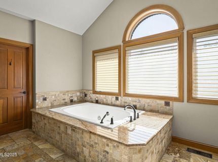 55 Hidden Lake Drive, Reno, NV 89521 Photo