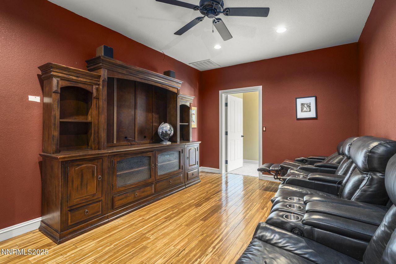 55 Hidden Lake Drive, Reno, NV 89521 Photo