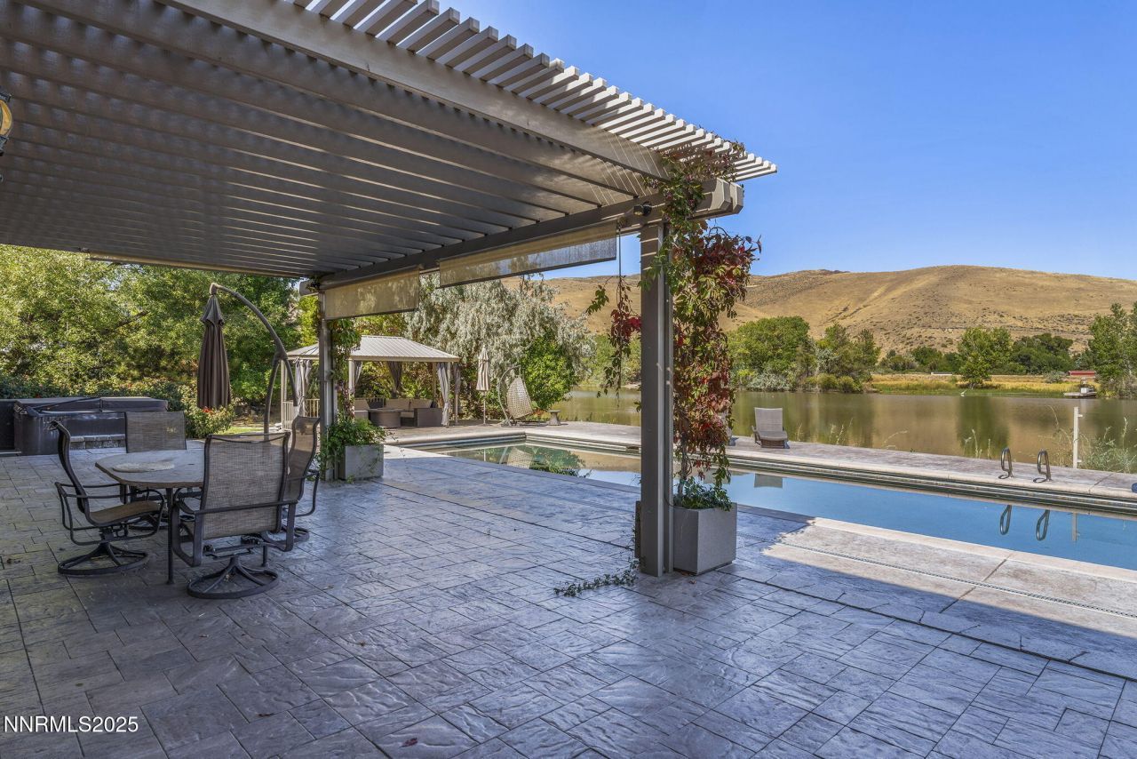 55 Hidden Lake Drive, Reno, NV 89521 Photo