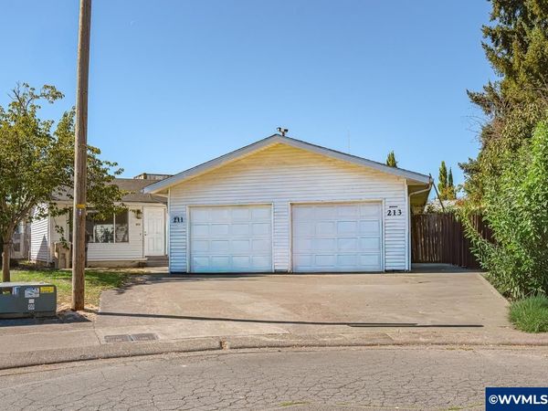211 30th (& 213) Pl, Albany, OR 97322