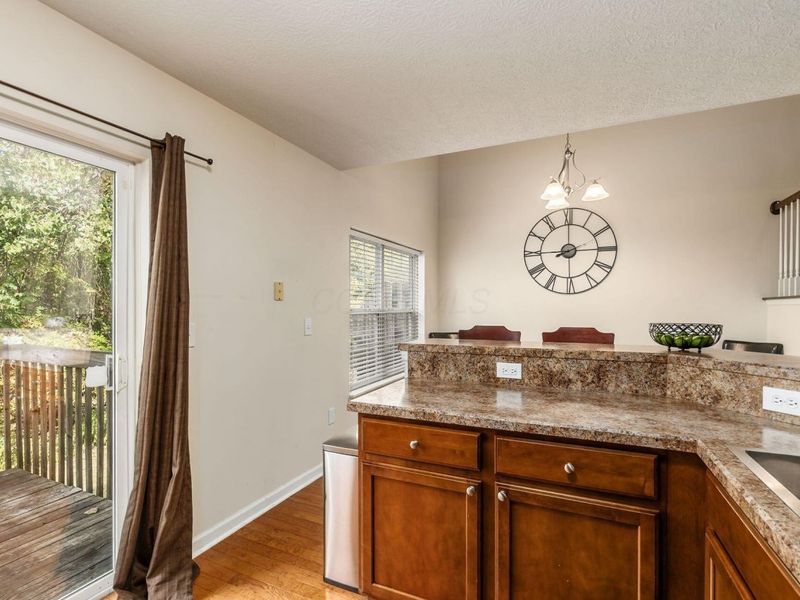 185 Prairiecreek Way, Columbus, OH 43213 Photo 10