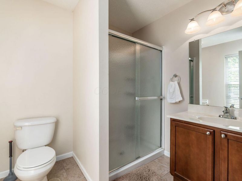 185 Prairiecreek Way, Columbus, OH 43213 Photo 24