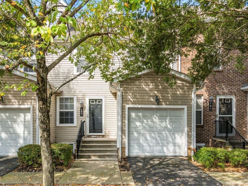 185 Prairiecreek Way, Columbus, OH 43213 Photo 3