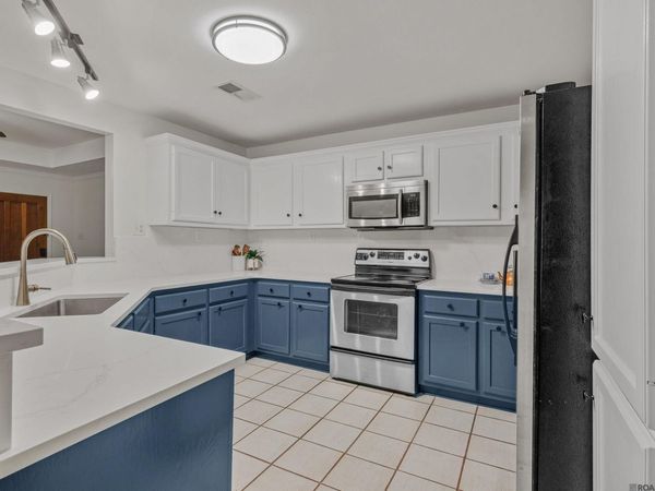 13452 Chase St, Gonzales, LA 70737