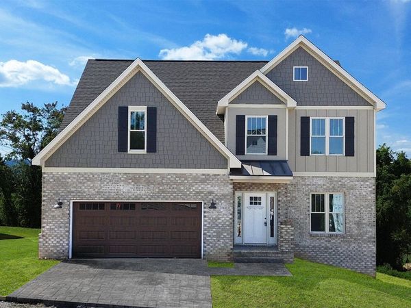 7074 Parkway View TRL, Roanoke, VA 24018