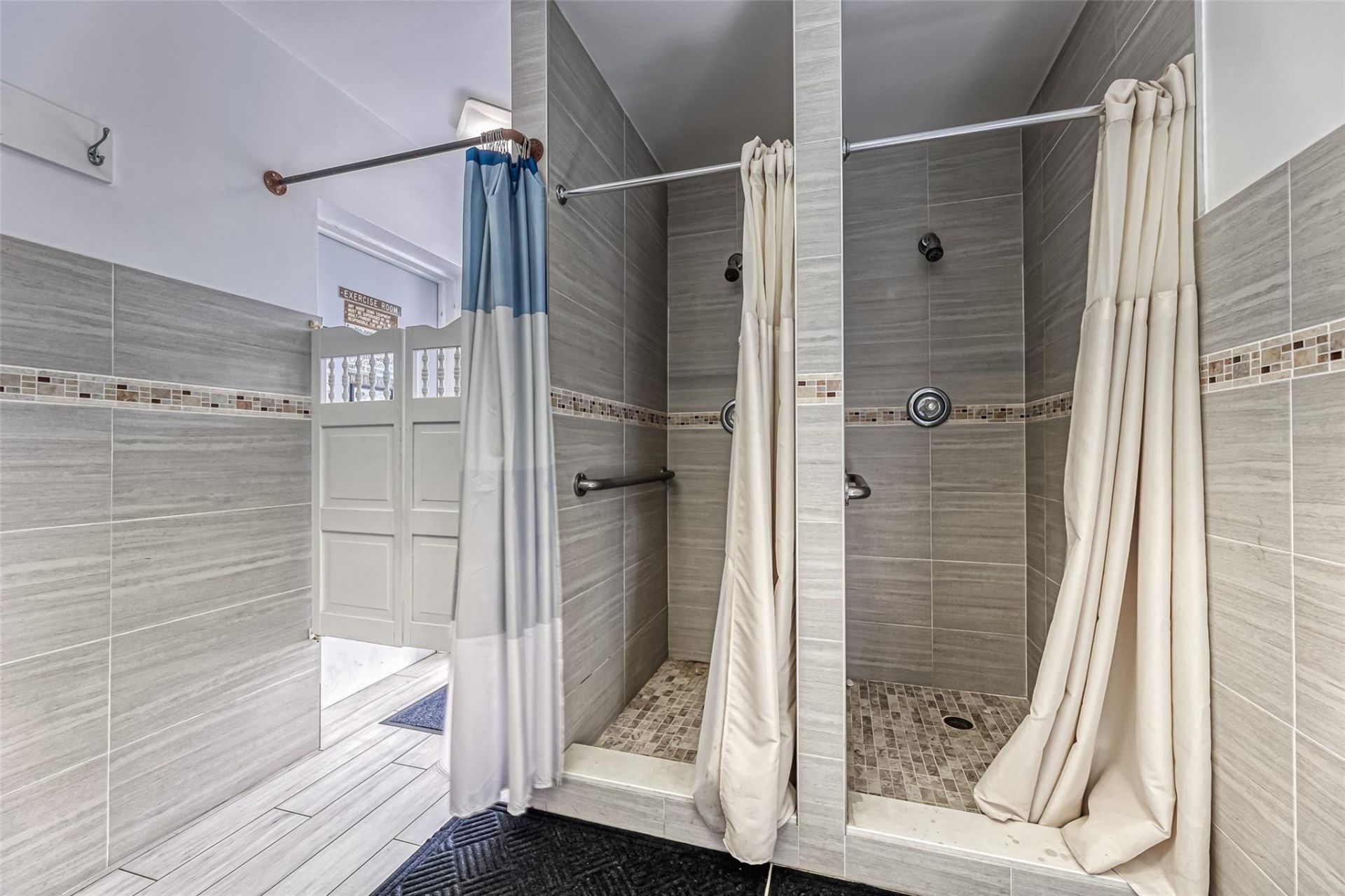 2220 NE 68th, Unit 1005, Fort Lauderdale, FL 33308 Photo