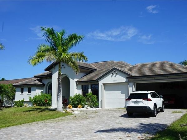 2123 SW 43rd LN, CAPE CORAL, FL 33914
