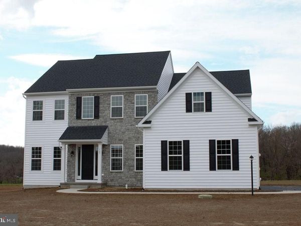 6408 DEKRANE DRIVE, COOPERSBURG, PA 18036