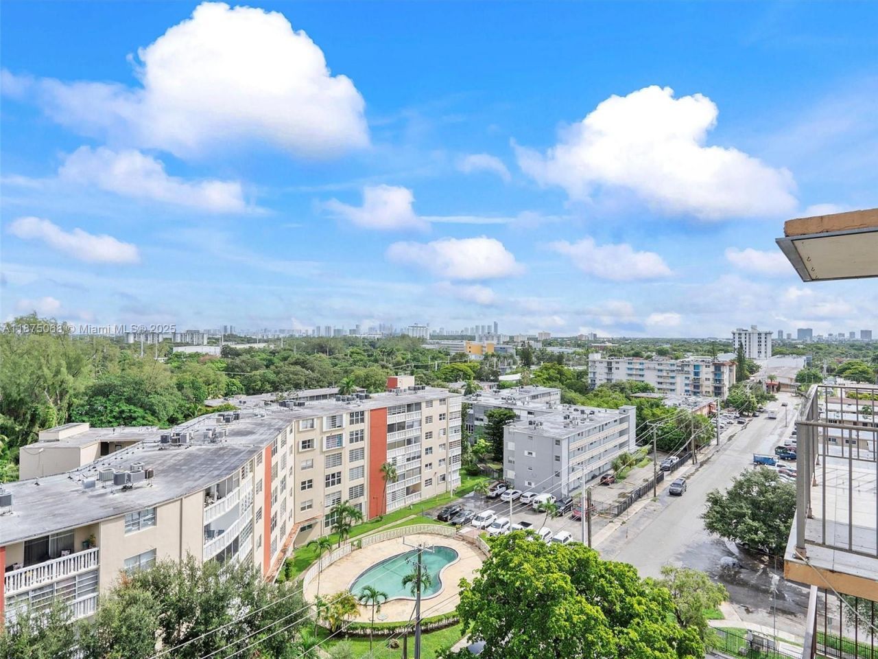 1470 NE 125th Ter, Unit PH12, North Miami, FL 33161 Photo