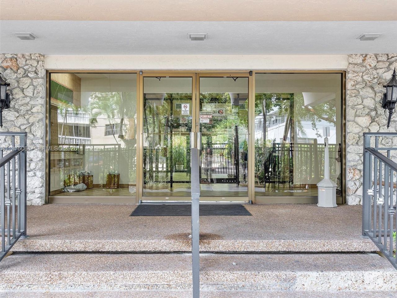 1470 NE 125th Ter, Unit PH12, North Miami, FL 33161 Photo