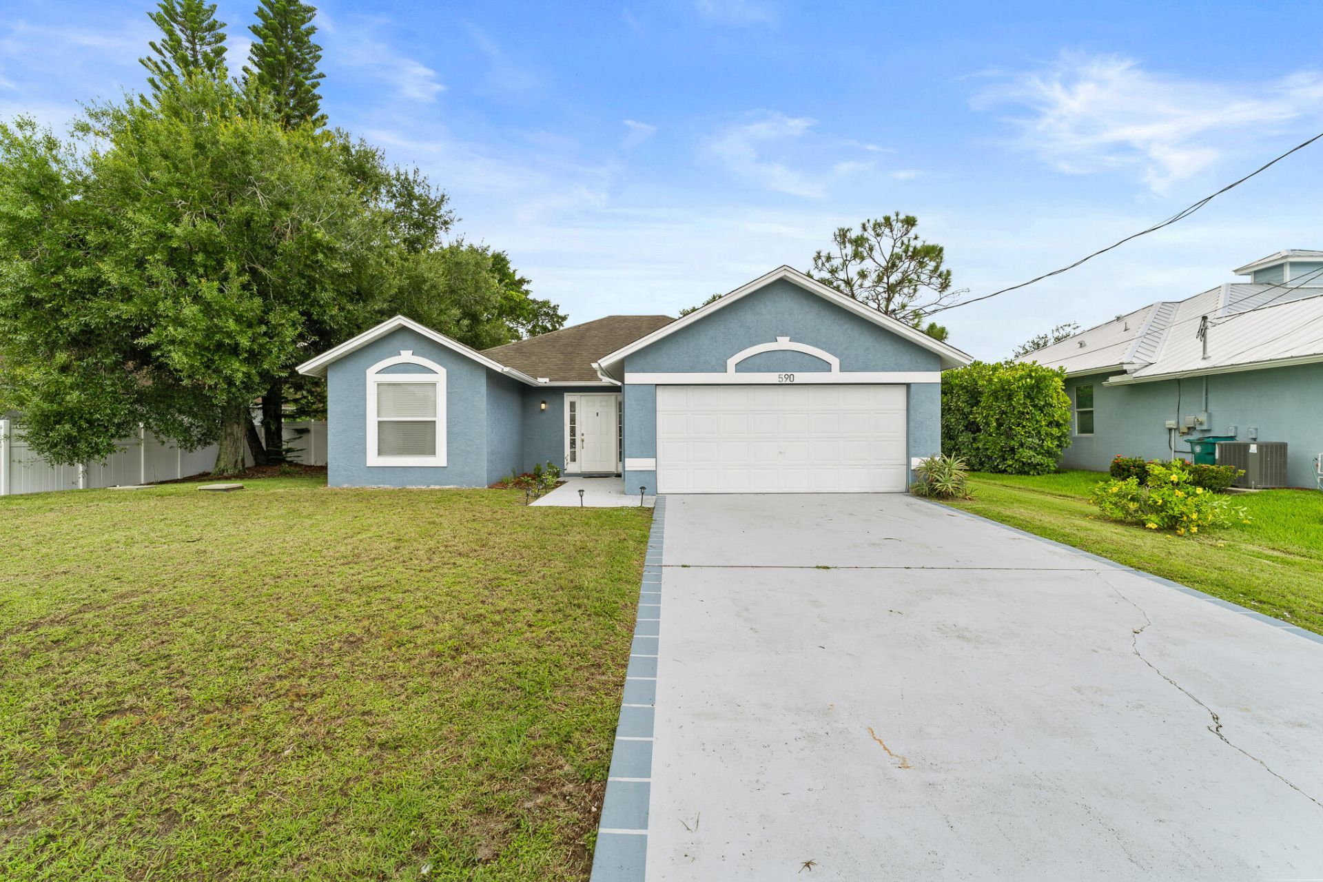 590 SW Jeanne Avenue, Port Saint Lucie, FL 34953 Photo