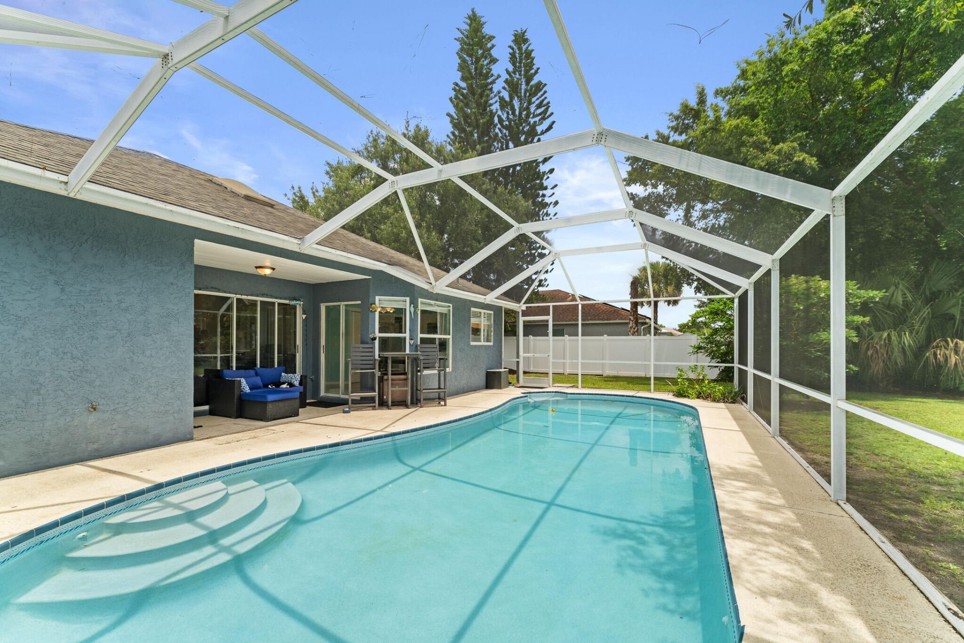 590 SW Jeanne Avenue, Port Saint Lucie, FL 34953 Photo