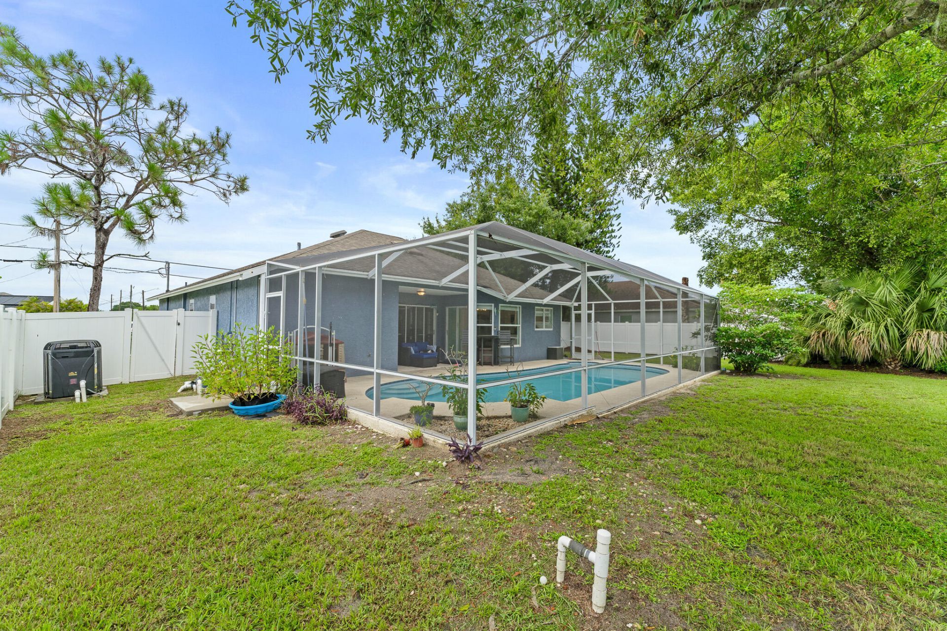 590 SW Jeanne Avenue, Port Saint Lucie, FL 34953 Photo