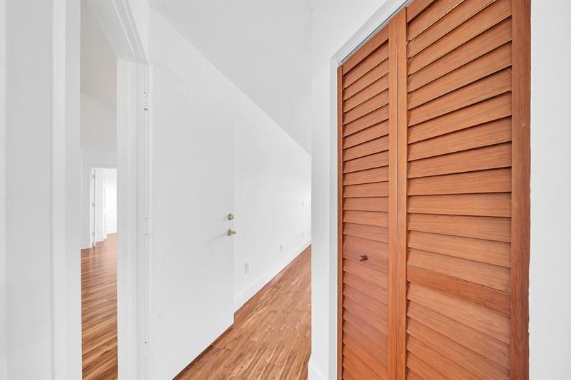 4111 Coral Tree Circle, Unit 324, Coconut Creek, FL 33073 Photo