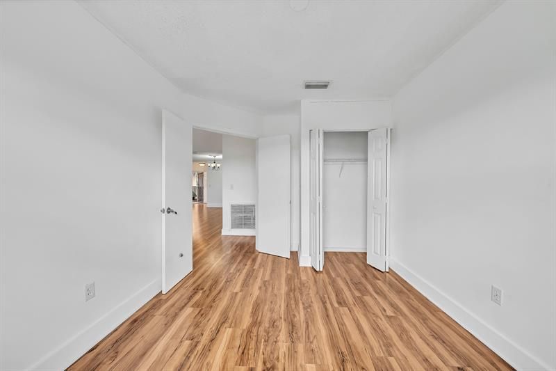 4111 Coral Tree Circle, Unit 324, Coconut Creek, FL 33073 Photo