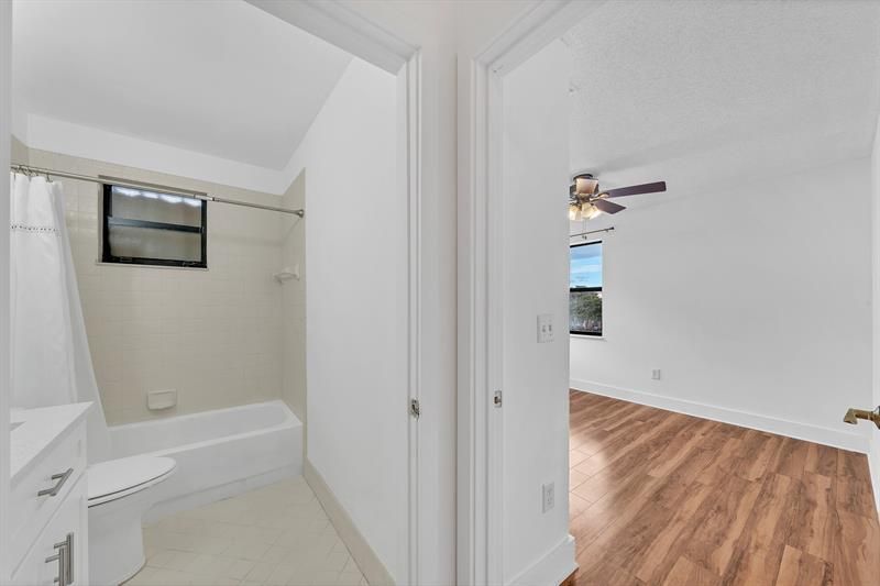 4111 Coral Tree Circle, Unit 324, Coconut Creek, FL 33073 Photo