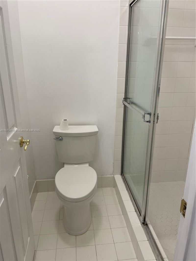 2904 NW 33rd Ter, Lauderdale Lakes, FL 33311 Photo