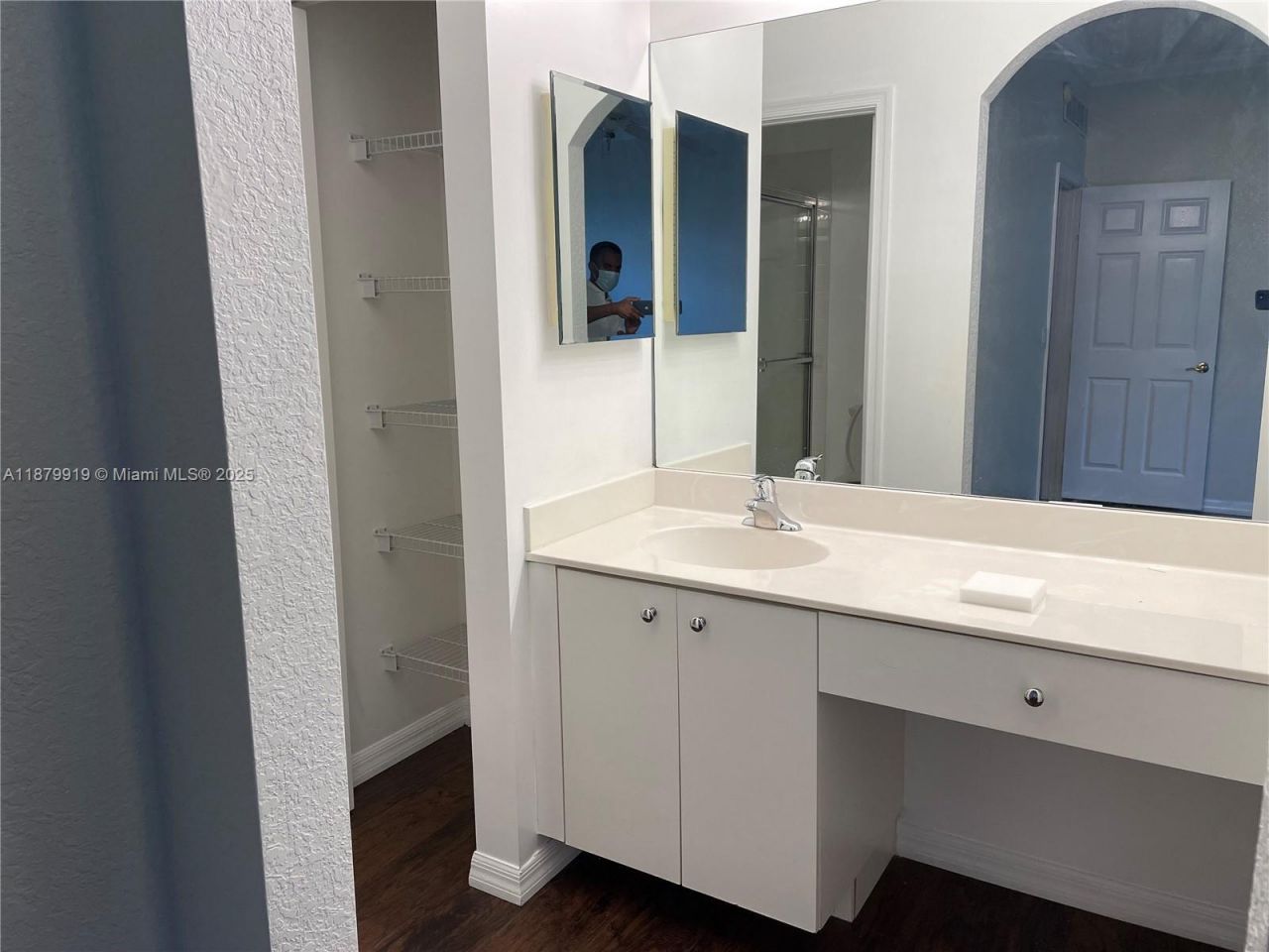 2904 NW 33rd Ter, Lauderdale Lakes, FL 33311 Photo