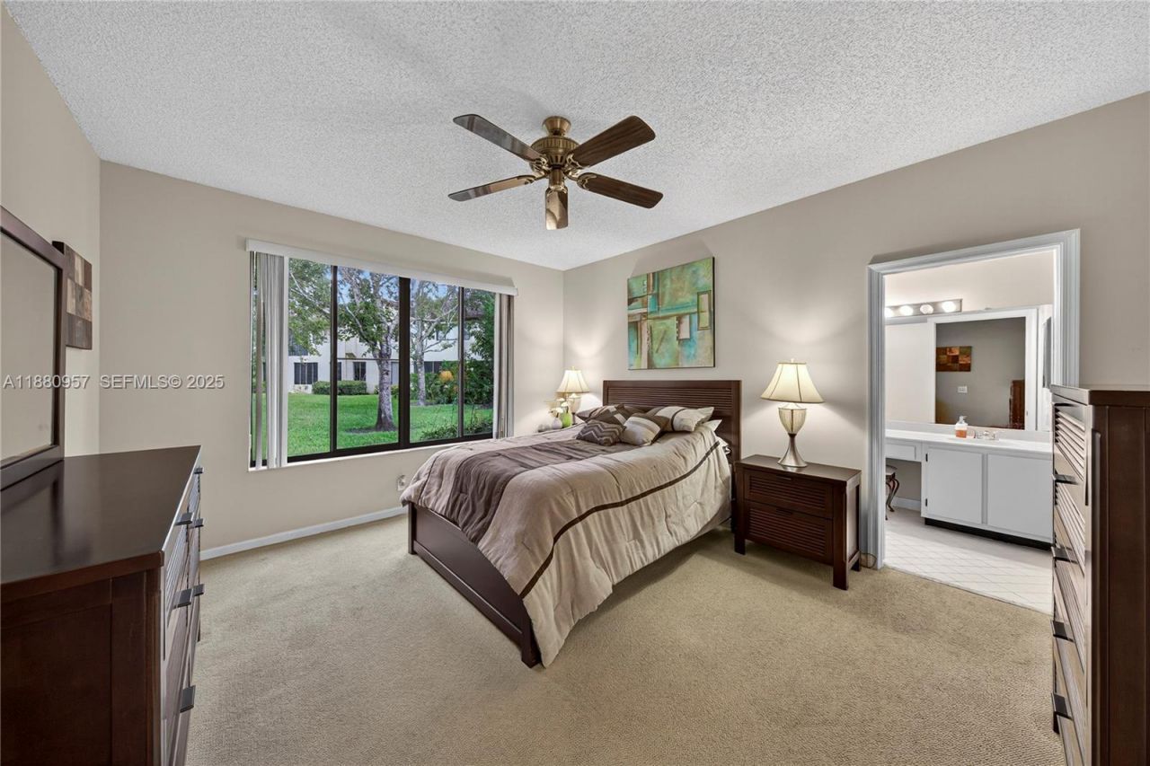 10541 NW 10th St, Unit A-129, Plantation, FL 33322 Photo