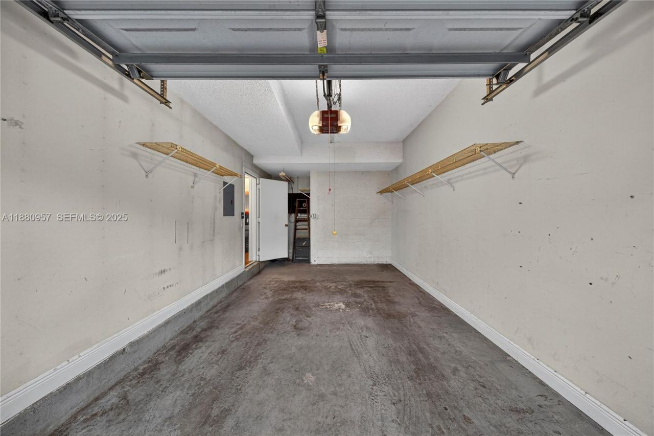 10541 NW 10th St, Unit A-129, Plantation, FL 33322 Photo