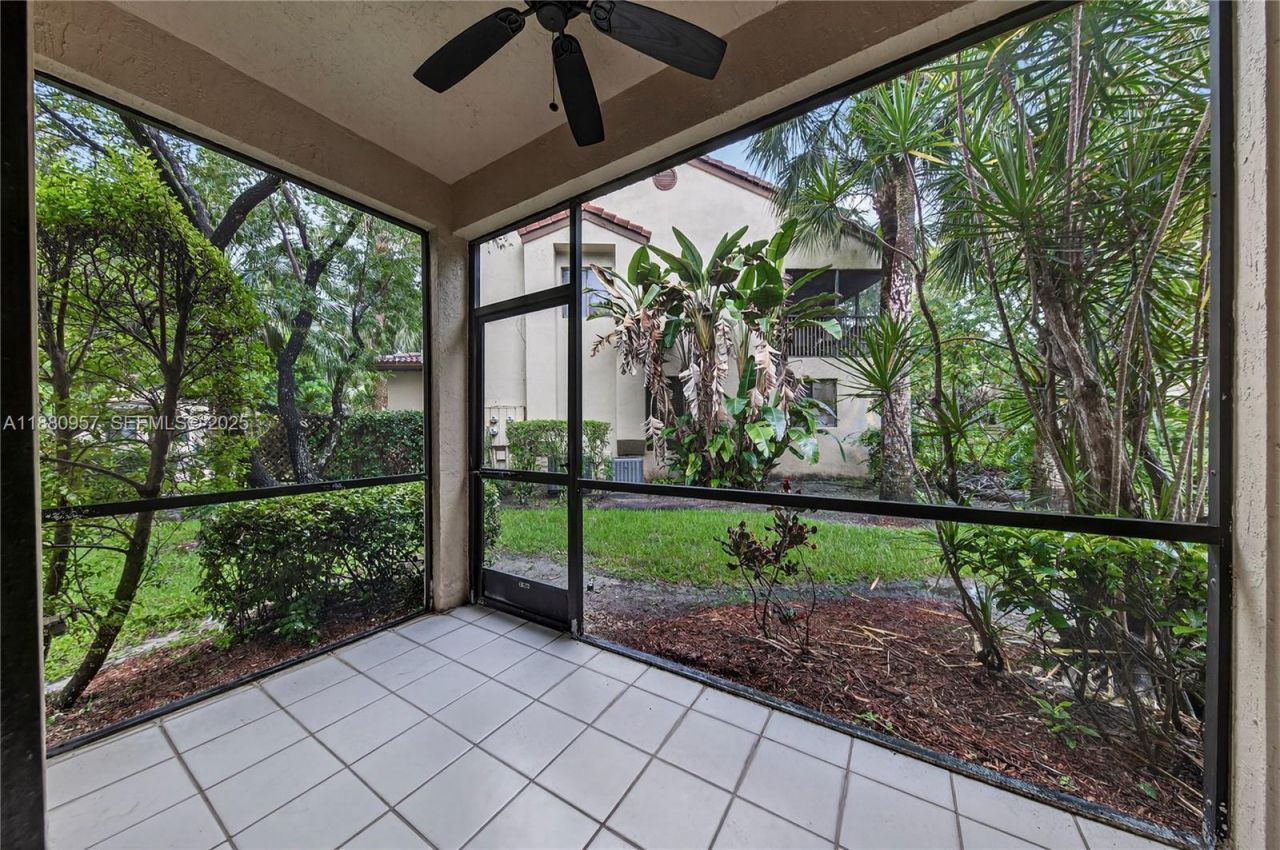 10541 NW 10th St, Unit A-129, Plantation, FL 33322 Photo