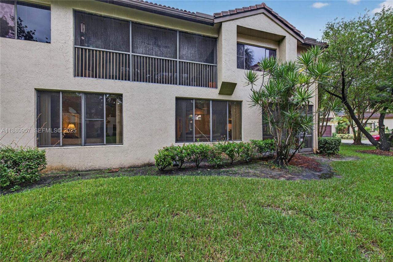 10541 NW 10th St, Unit A-129, Plantation, FL 33322 Photo