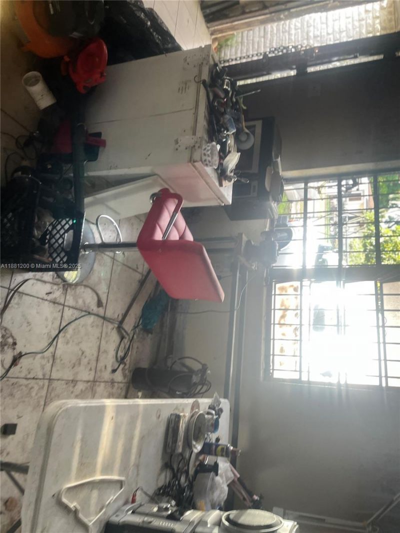 1132 NW 118th St, Miami, FL 33168 Photo