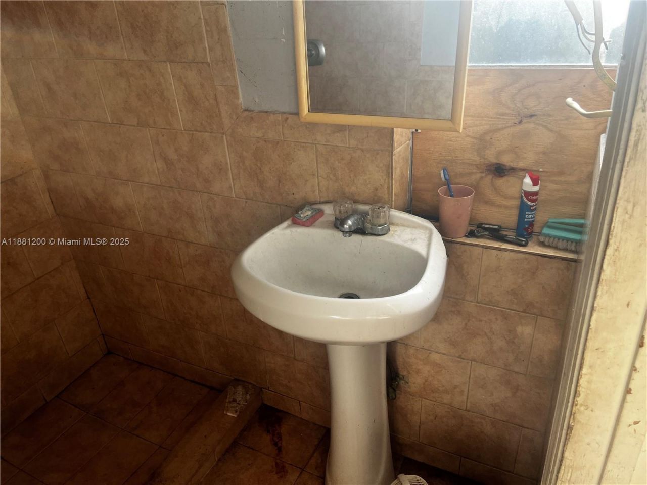 1132 NW 118th St, Miami, FL 33168 Photo