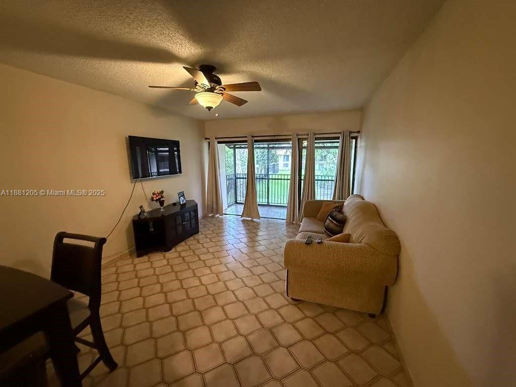 5915 Washington St, Unit 116, Hollywood, FL 33023 Photo