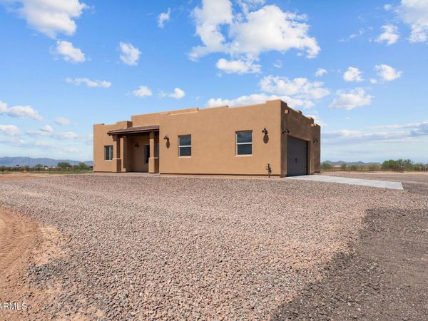 47562 W Ray Street, Aguila, AZ 85320