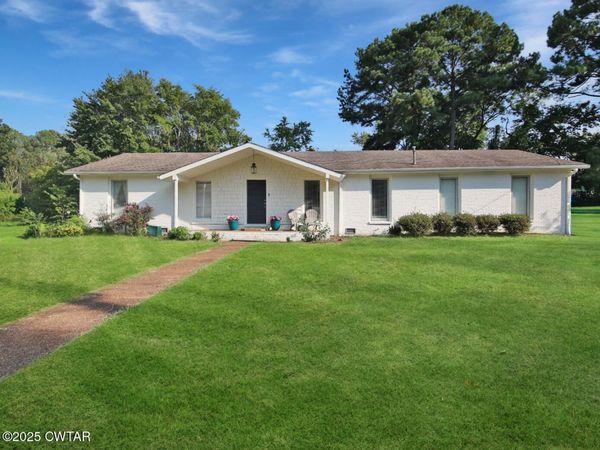 152 Whitfield Drive, Jackson, TN 38305