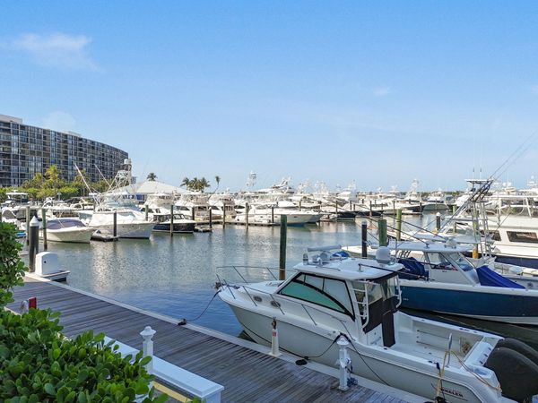 108 Lakeshore Drive, Unit 140, North Palm Beach, FL 33408