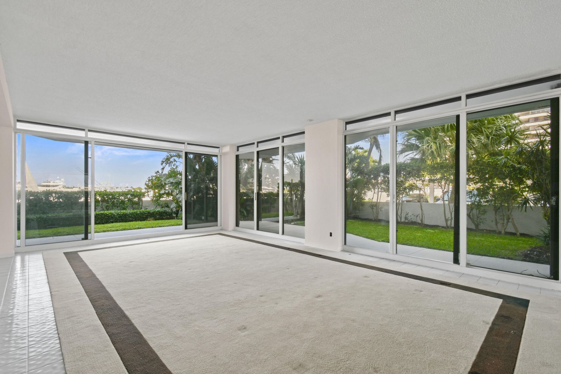 108 Lakeshore Drive, Unit 140, North Palm Beach, FL 33408 Photo