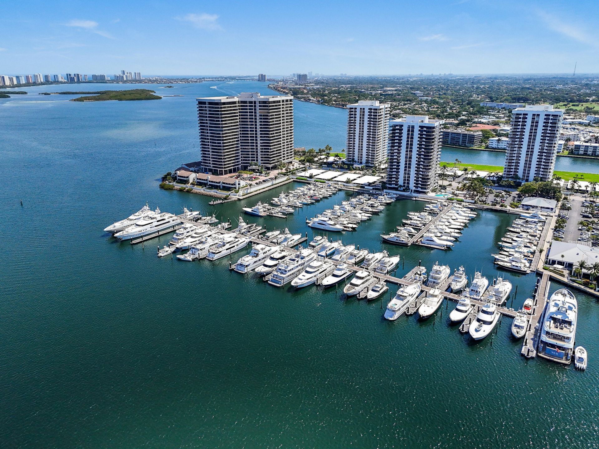 108 Lakeshore Drive, Unit 140, North Palm Beach, FL 33408 Photo