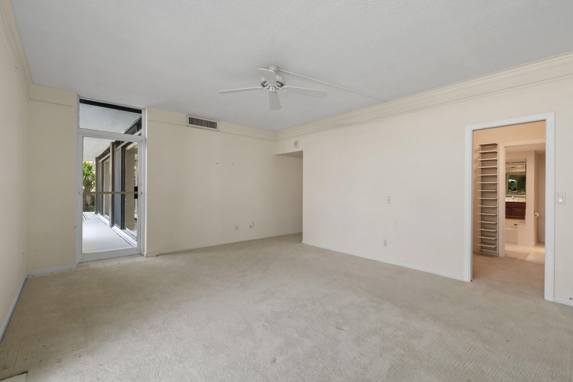 108 Lakeshore Drive, Unit 140, North Palm Beach, FL 33408 Photo