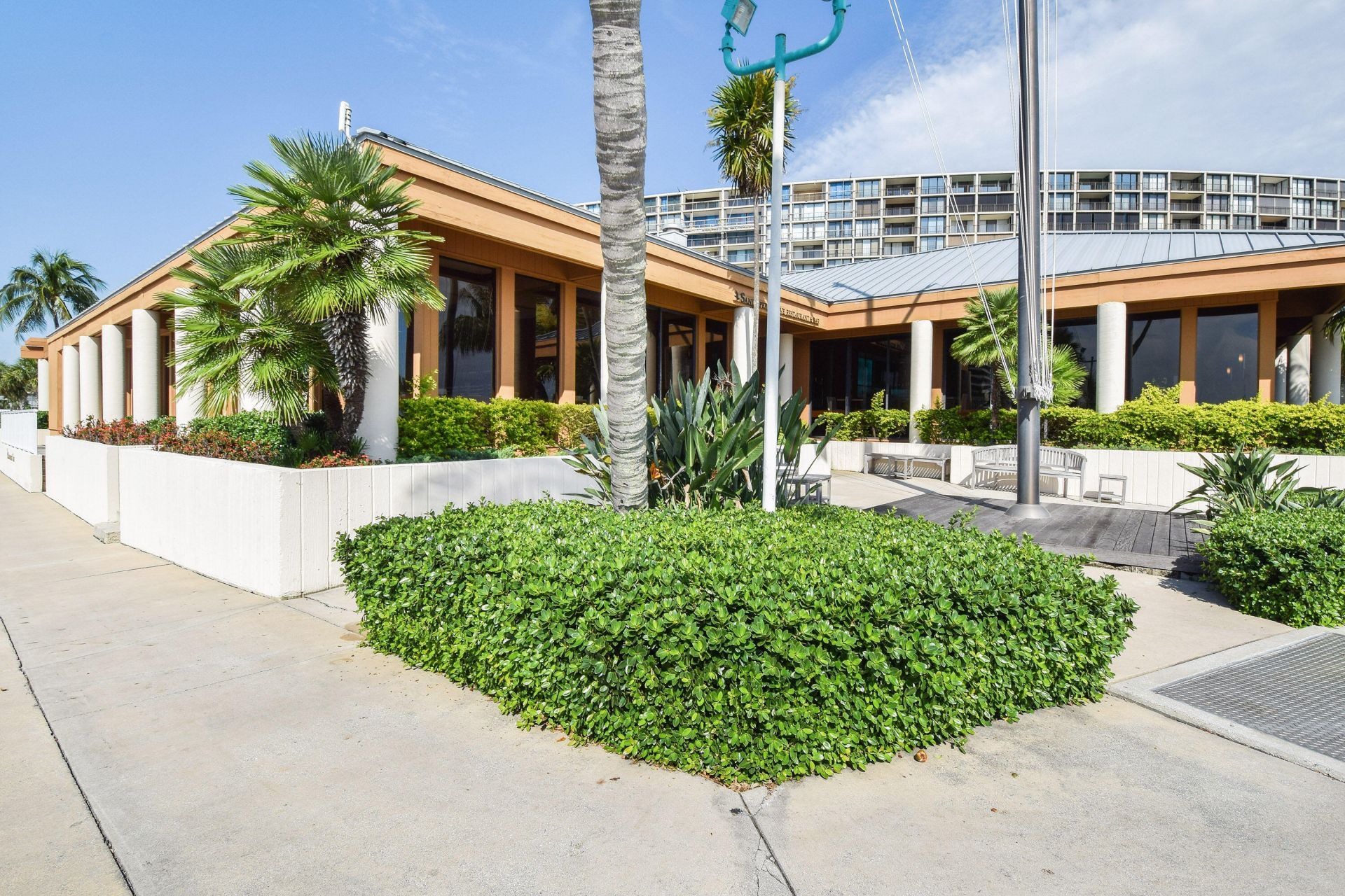 108 Lakeshore Drive, Unit 140, North Palm Beach, FL 33408 Photo