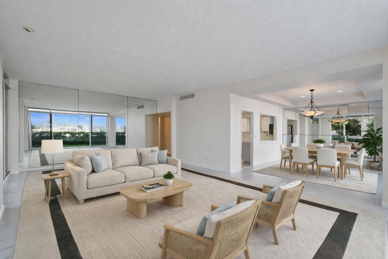 108 Lakeshore Drive, Unit 140, North Palm Beach, FL 33408 Photo