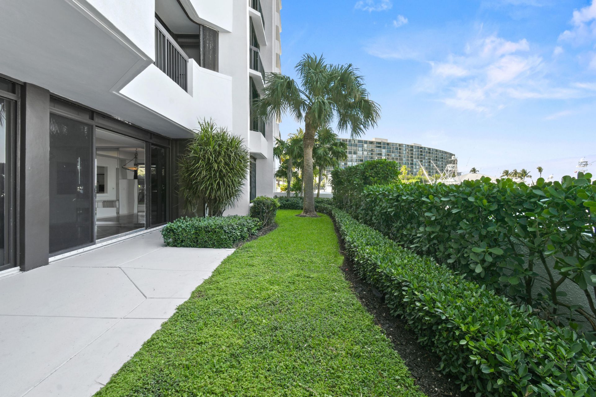 108 Lakeshore Drive, Unit 140, North Palm Beach, FL 33408 Photo