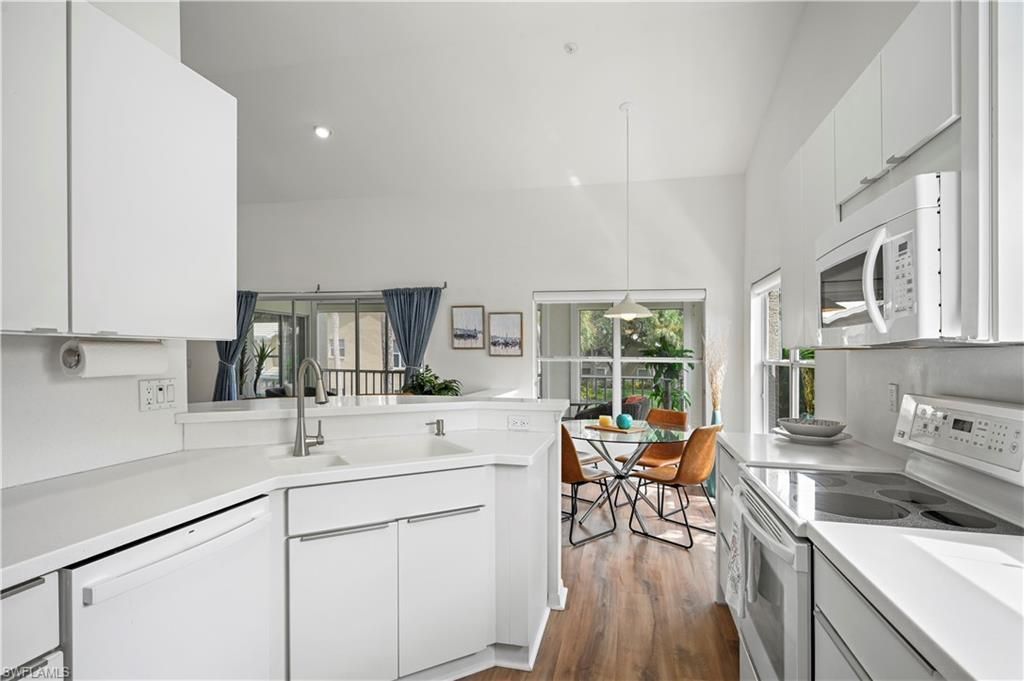 24827 Lakemont Cove Ln, Unit 203, Bonita Springs, FL 34134 Photo