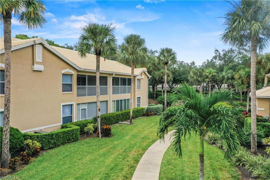 24827 Lakemont Cove Ln, Unit 203, Bonita Springs, FL 34134 Photo