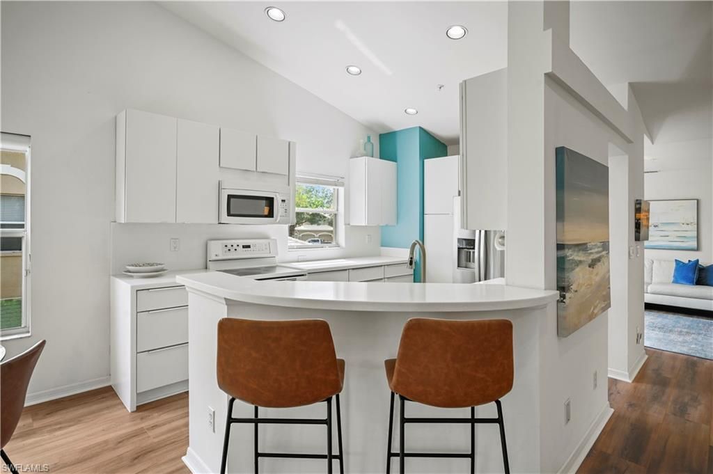 24827 Lakemont Cove Ln, Unit 203, Bonita Springs, FL 34134 Photo