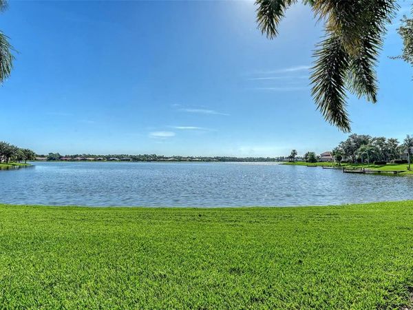 6539 MOORINGS POINT CIRCLE, Unit 102, LAKEWOOD RANCH, FL 34202