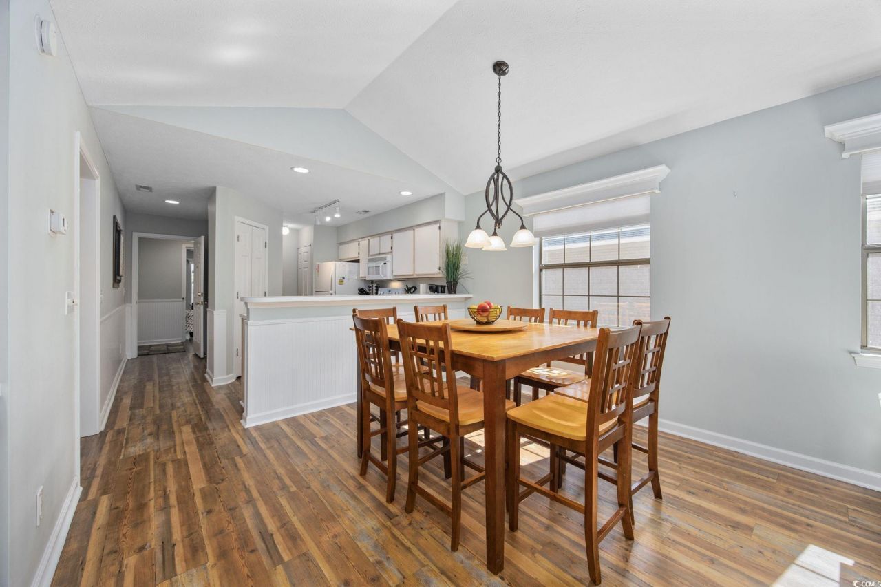 320 Pinehurst Ln. Photo 23