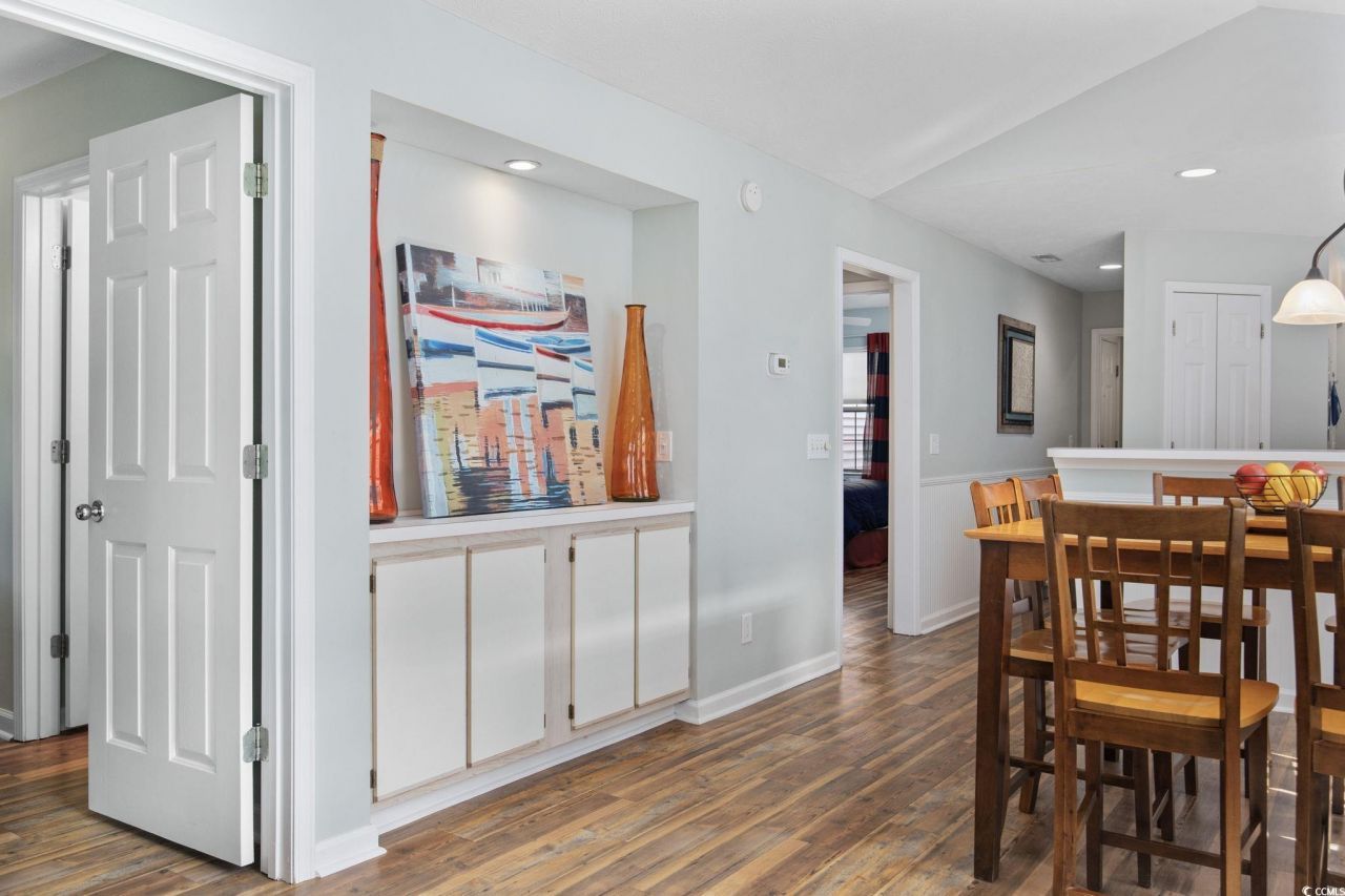 320 Pinehurst Ln. Photo 6