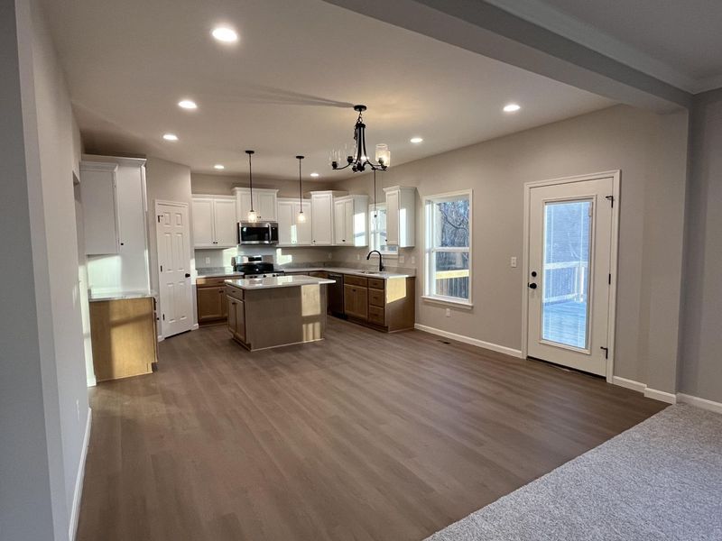 1218 Breckenridge Lane, Hebron, KY 41048 Photo 2