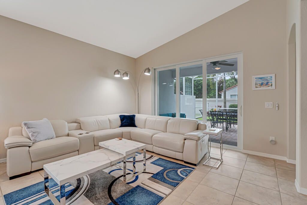 8438 Siciliano Street, Boynton Beach, FL 33472 Photo