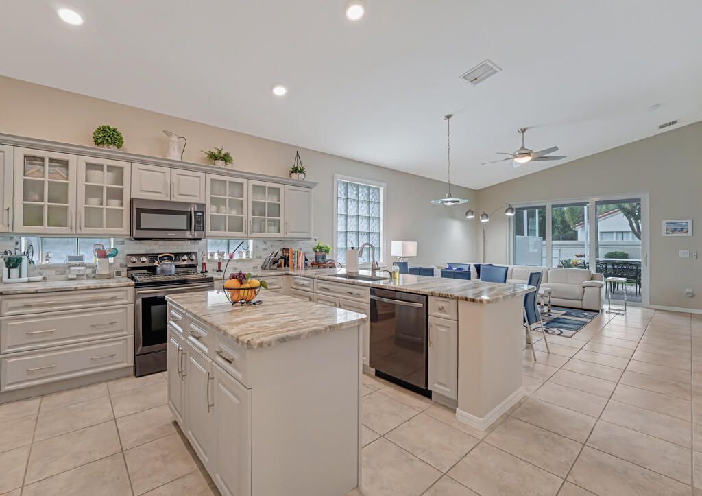 8438 Siciliano Street, Boynton Beach, FL 33472 Photo