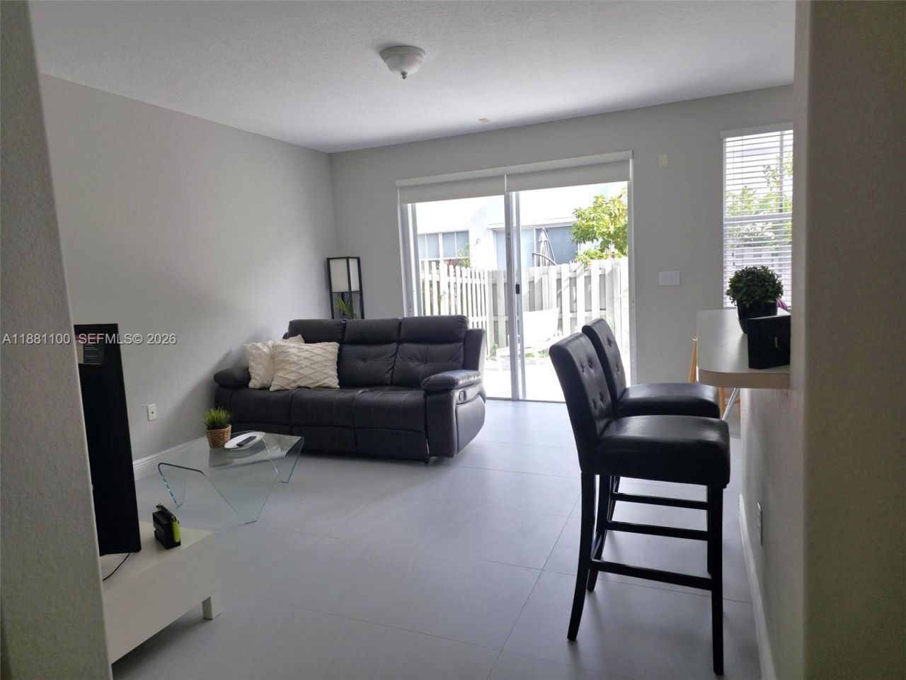 8069 NW 108th Pl, Doral, FL 33178 Photo